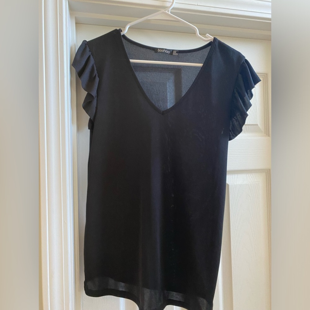 Boohoo size 8 black top